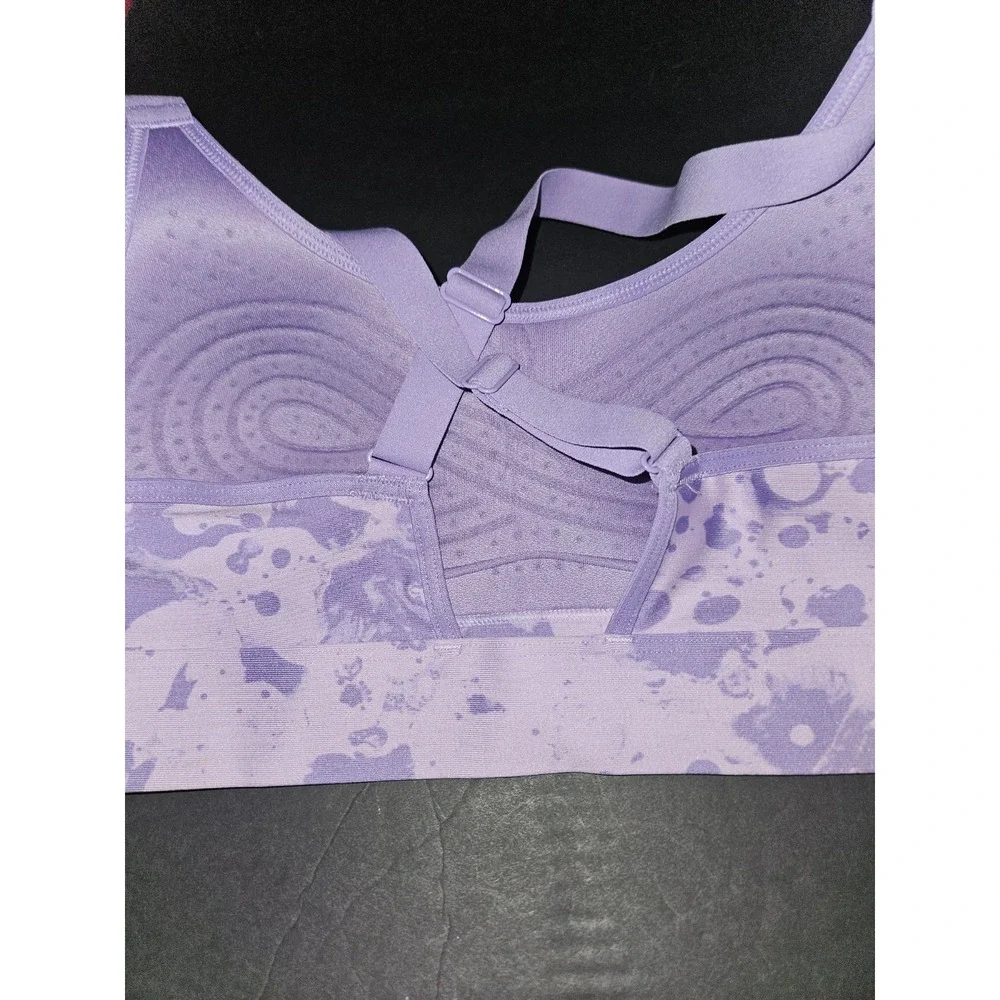 Small Underarmor Sports Bra Molded‎ Cups